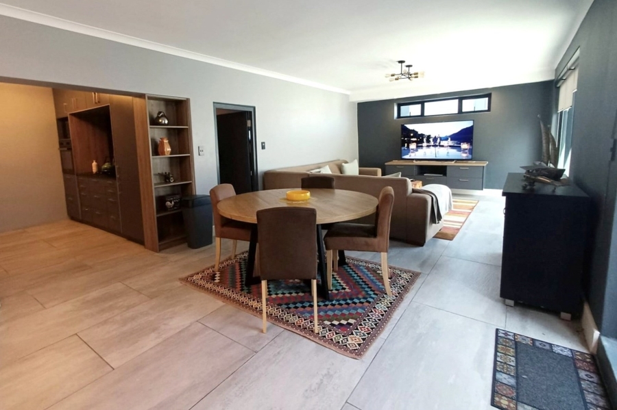 To Let 2 Bedroom Property for Rent in Bloubergstrand Western Cape
